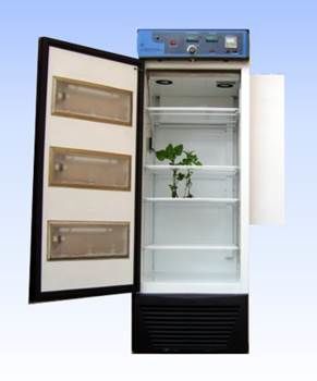 A50620

Cámara Ambiental, bioclimatica para crecimiento de Plantas, con control de humedad y temperatura